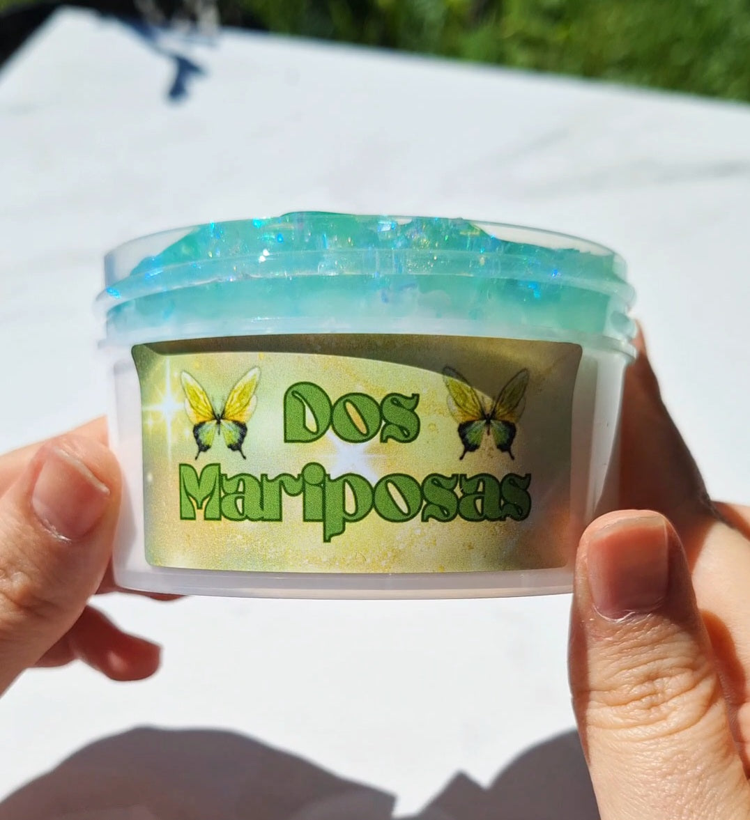 Dos Mariposas